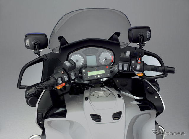 BMWの作る新型白バイ