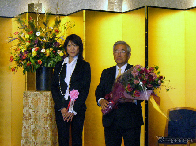 豊田トヨタ名誉会長が財界特別賞受賞