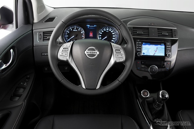 新型 日産 パルサー の1.6DIGターボ搭載車