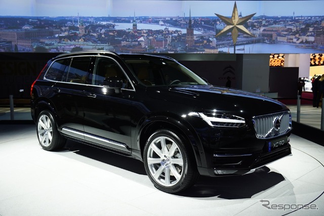 新型 ボルボ XC90(パリモーターショー14)