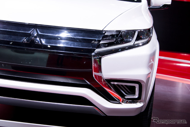 三菱・アウトランダー PHEV コンセプト-S(パリモーターショー14)