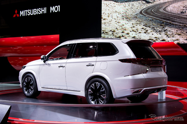 三菱・アウトランダー PHEV コンセプト-S(パリモーターショー14)