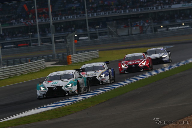 #36 RC F(写真先頭)は予選12位からの逆転優勝だった。