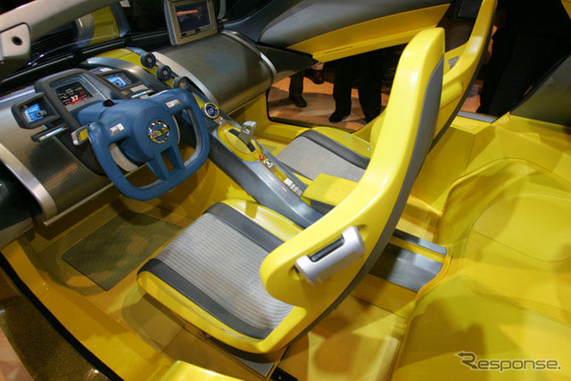 【デトロイトモーターショー06】日産、小型スポーツを2010年までに具体化
