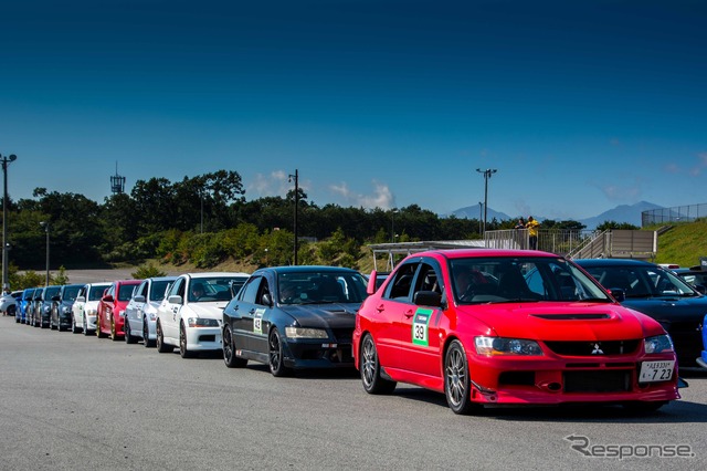 富士スピードウェイ ワンメイクドライビングレッスン(ランサーエボリューション・スバルWRX)