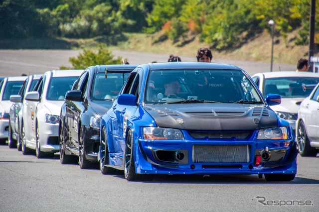 富士スピードウェイ ワンメイクドライビングレッスン(ランサーエボリューション・スバルWRX)