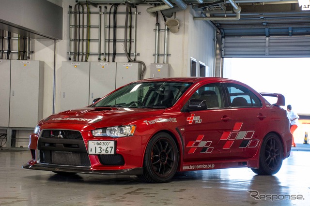 富士スピードウェイ ワンメイクドライビングレッスン(ランサーエボリューション・スバルWRX)
