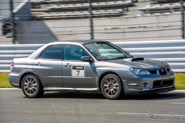 富士スピードウェイ ワンメイクドライビングレッスン(ランサーエボリューション・スバルWRX)