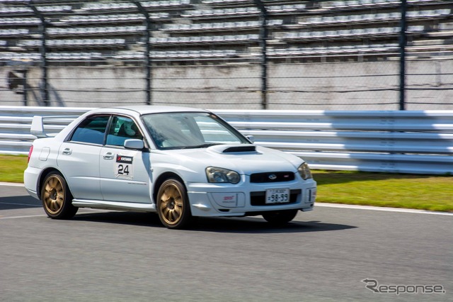 富士スピードウェイ ワンメイクドライビングレッスン(ランサーエボリューション・スバルWRX)