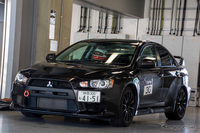 富士スピードウェイ ワンメイクドライビングレッスン(ランサーエボリューション・スバルWRX)