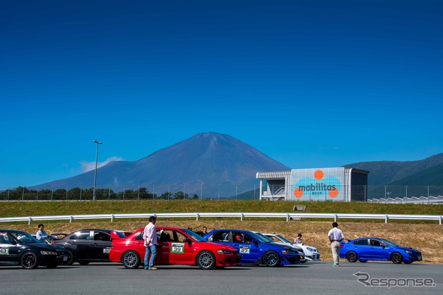 富士スピードウェイ ワンメイクドライビングレッスン(ランサーエボリューション・スバルWRX)