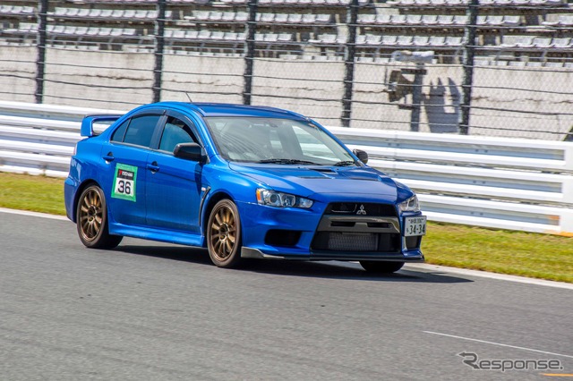 富士スピードウェイ ワンメイクドライビングレッスン(ランサーエボリューション・スバルWRX)