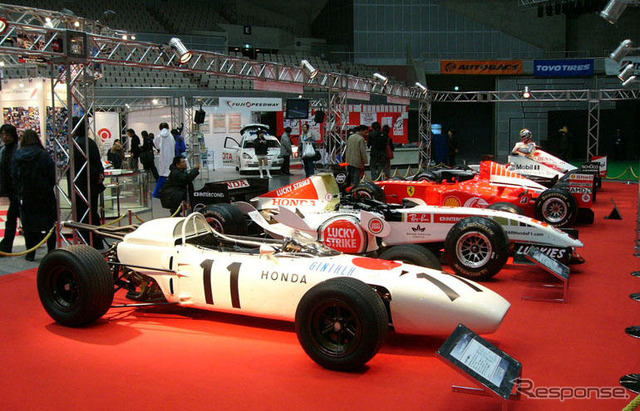 【東京オートサロン06】651台、341社、3102小間で開幕!!
