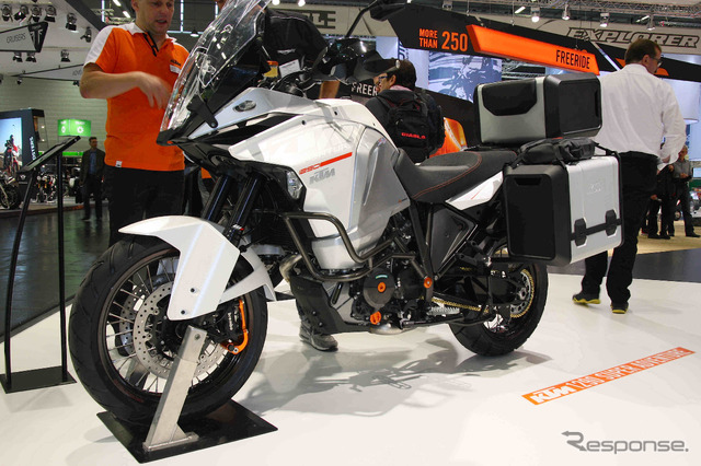 KTM・1290スーパーアドベンチャー(ドイツ・インターモト 2014)