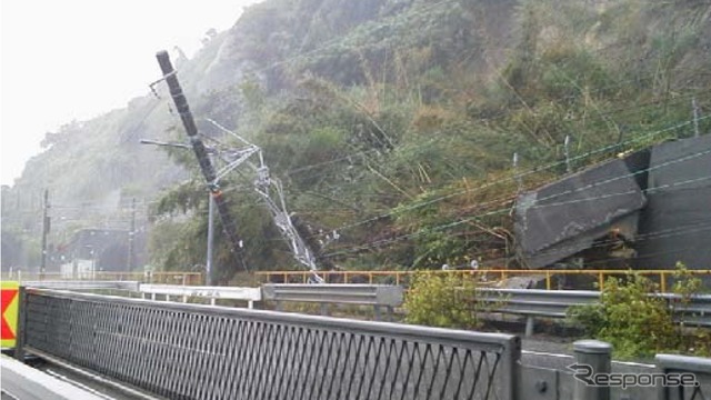 台風18号の影響で不通となった東海道本線由比～興津間。JR東海は10月20日にも仮復旧する方針だ。