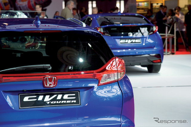 ホンダ シビックの2015年モデル(パリモーターショー14)