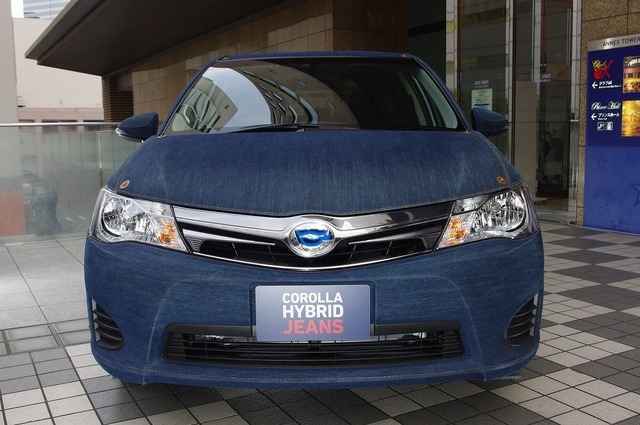 COROLLA HYBRID JEANS
