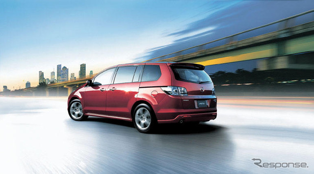 【東京オートサロン06】新型 MPV のチーフデザイナーはインテリア出身