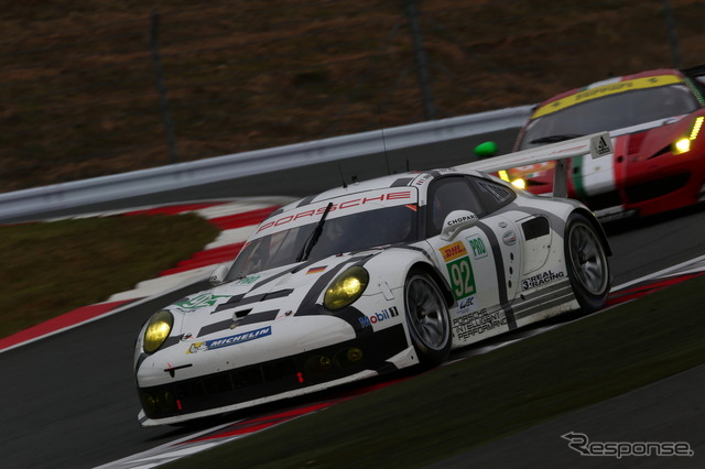 LMGTEカテゴリーを戦うポルシェとフェラーリ。