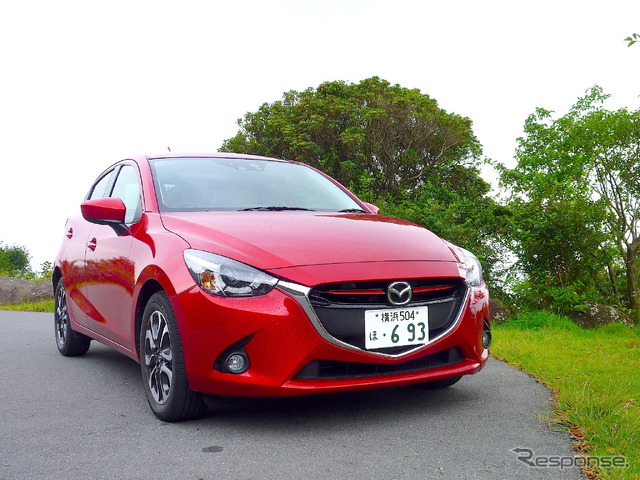 マツダ・デミオ XDツーリング Lパッケージ 6AT(ディーゼル)