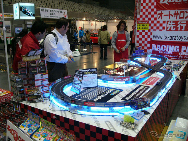 【東京オートサロン06】デジタル制御のスロットカー…タカラが先行販売