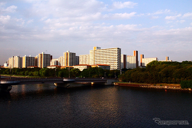 京浜運河と東京湾にはさまれた土地に12000人が住んでいる八潮パークタウン