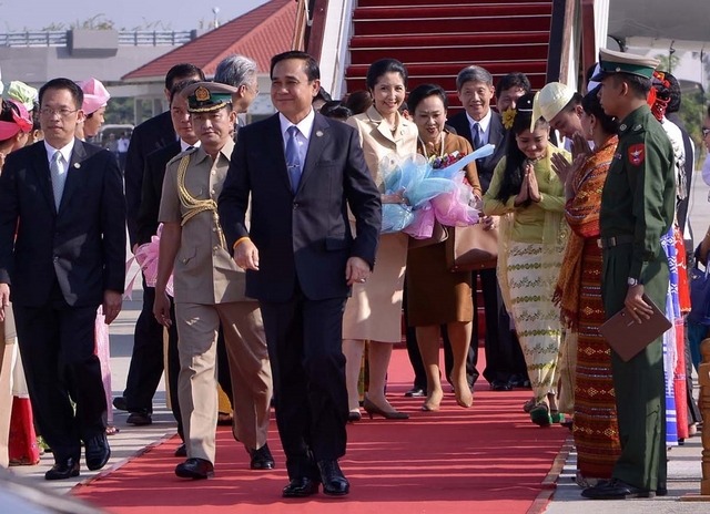 タイ軍政首相が初外遊、ミャンマー訪問