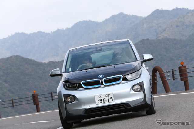 BMW i3