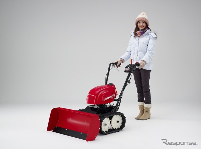 ホンダ・ユキオスSB800(ブレード指揮除雪機)