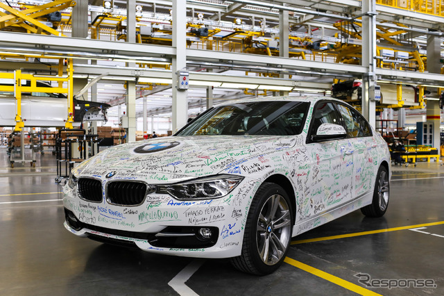 BMWグループのブラジル新工場からラインオフした3シリーズ
