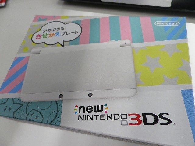 New 3DSを開封!カバーなど周辺機器の使い心地をレポート