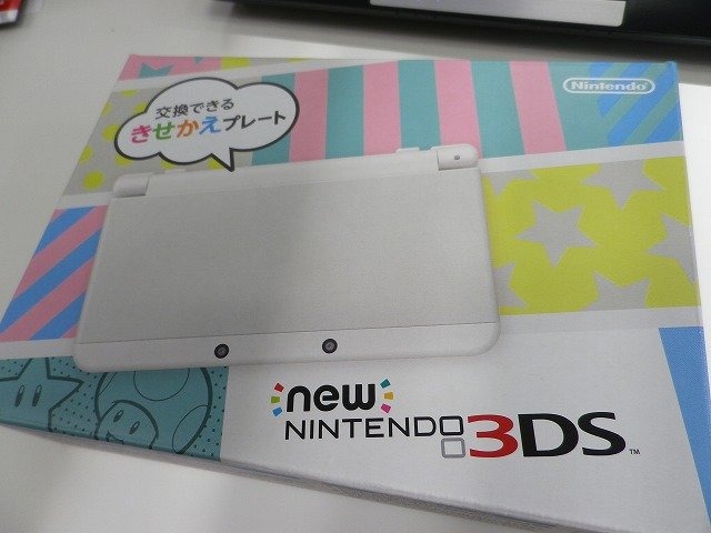 New 3DSを開封！カバーなど周辺機器の使い心地をレポート