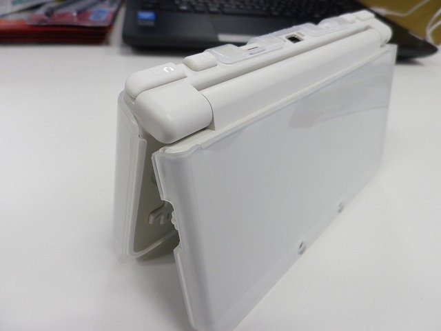 New 3DSを開封！カバーなど周辺機器の使い心地をレポート