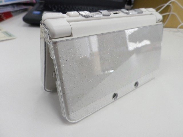 New 3DSを開封！カバーなど周辺機器の使い心地をレポート