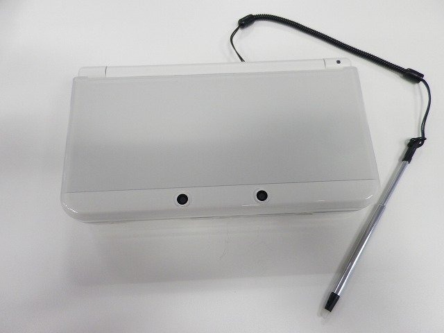New 3DSを開封!カバーなど周辺機器の使い心地をレポート