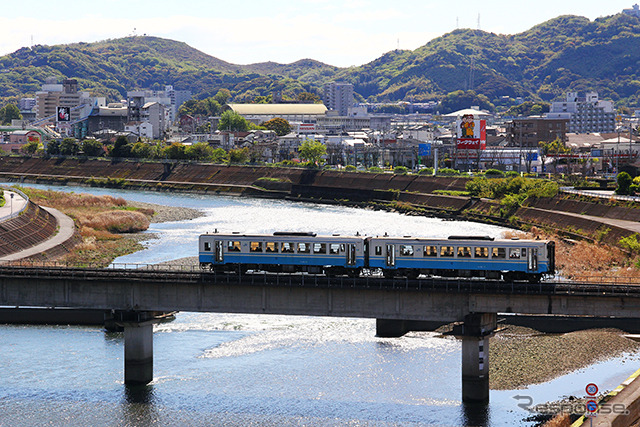 海を泳がずに列車で高知へ戻ったとか……!?