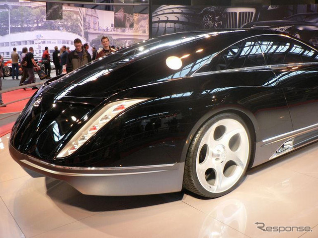 【オートスポーツインターナショナル2006】マイバッハ スーパークーペ 展示