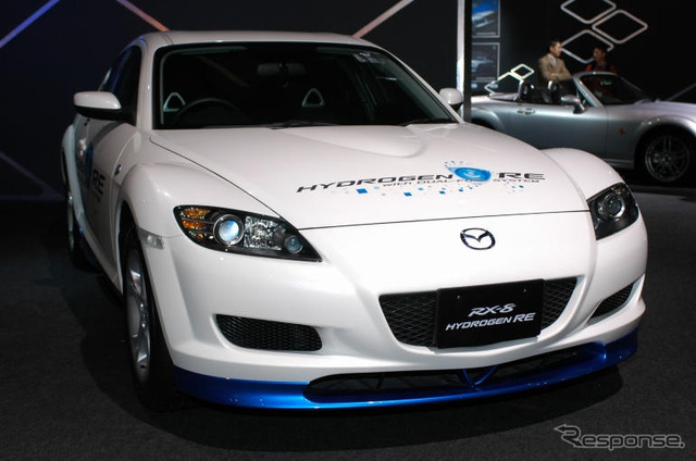 【東京オートサロン06】写真蔵…マツダ RX-8
