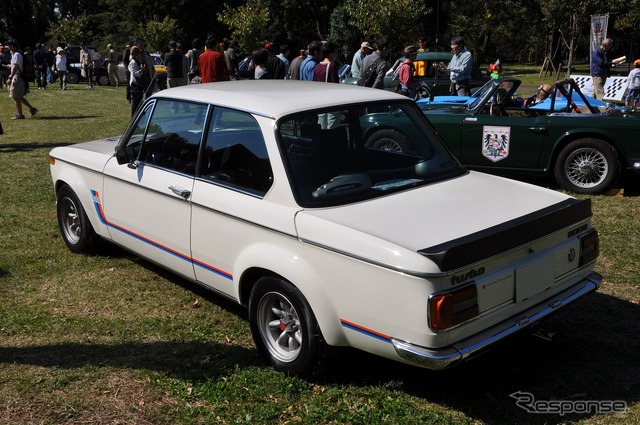 1974年 BMW 2002ターボ