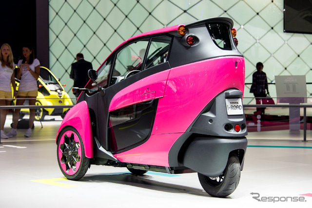 トヨタ i-Road(パリモーターショー14)