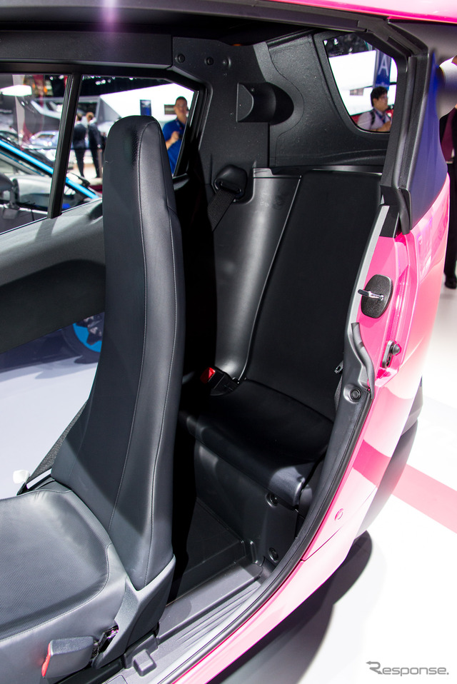 トヨタ i-Road(パリモーターショー14)