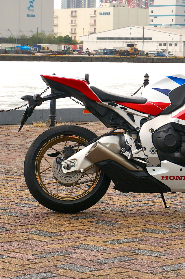 ホンダ CBR1000RR SP