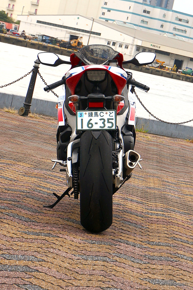 ホンダ CBR1000RR SP