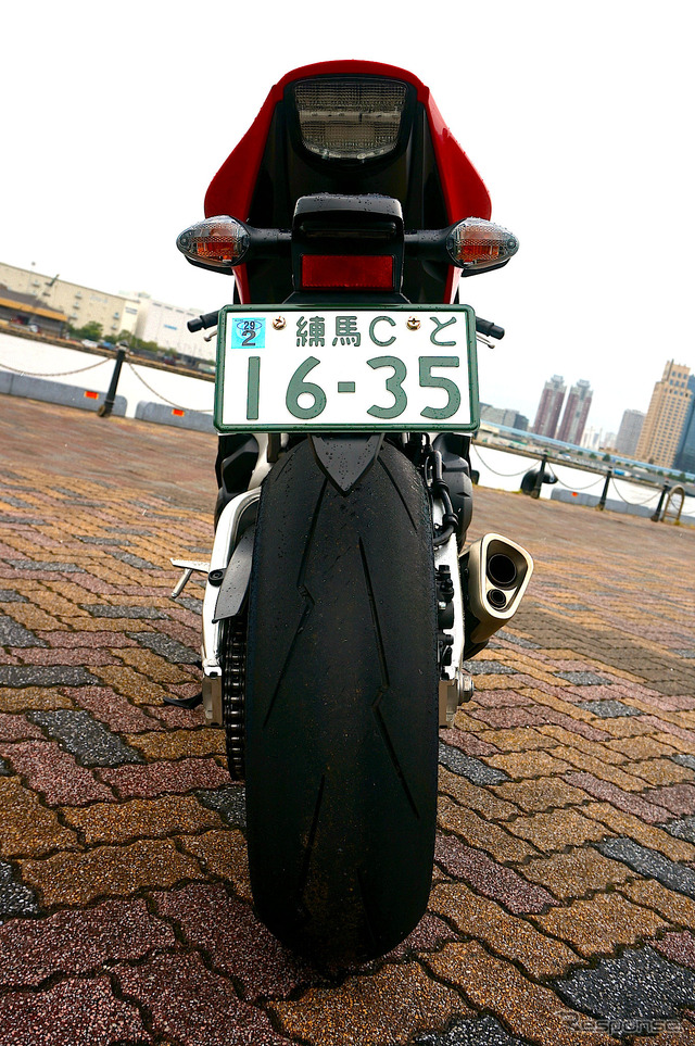 ホンダ CBR1000RR SP