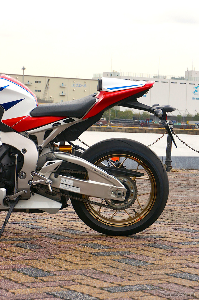 ホンダ CBR1000RR SP