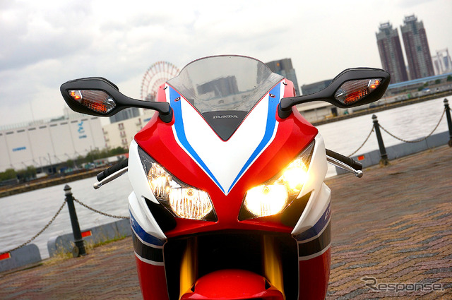 ホンダ CBR1000RR SP