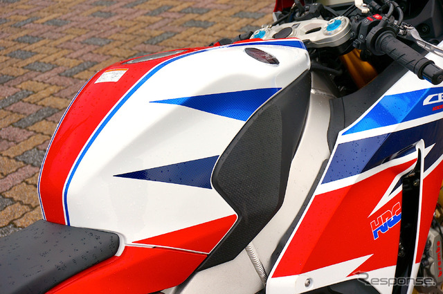 ホンダ CBR1000RR SP