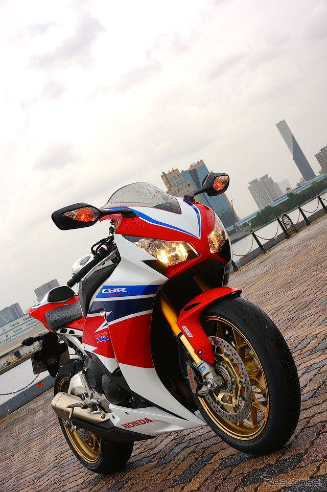 ホンダ CBR1000RR SP