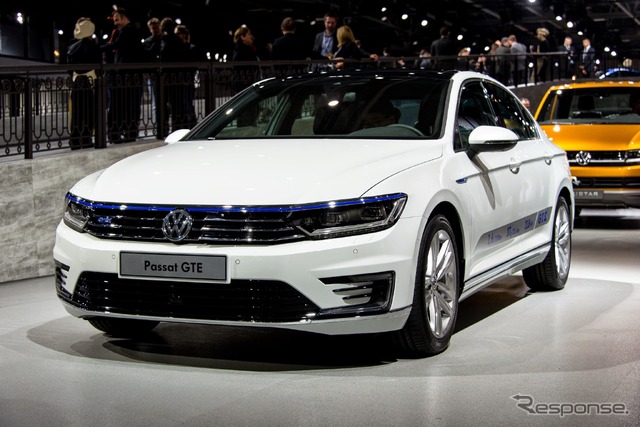 VW パサート GTE(パリモーターショー14)