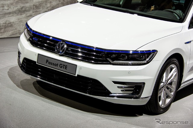 VW パサート GTE(パリモーターショー14)